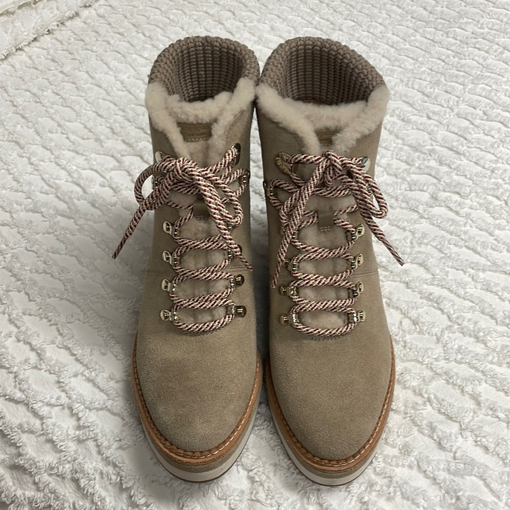 New Kate Spade Tan Willow Boot Size 8.5 Merino Shearling